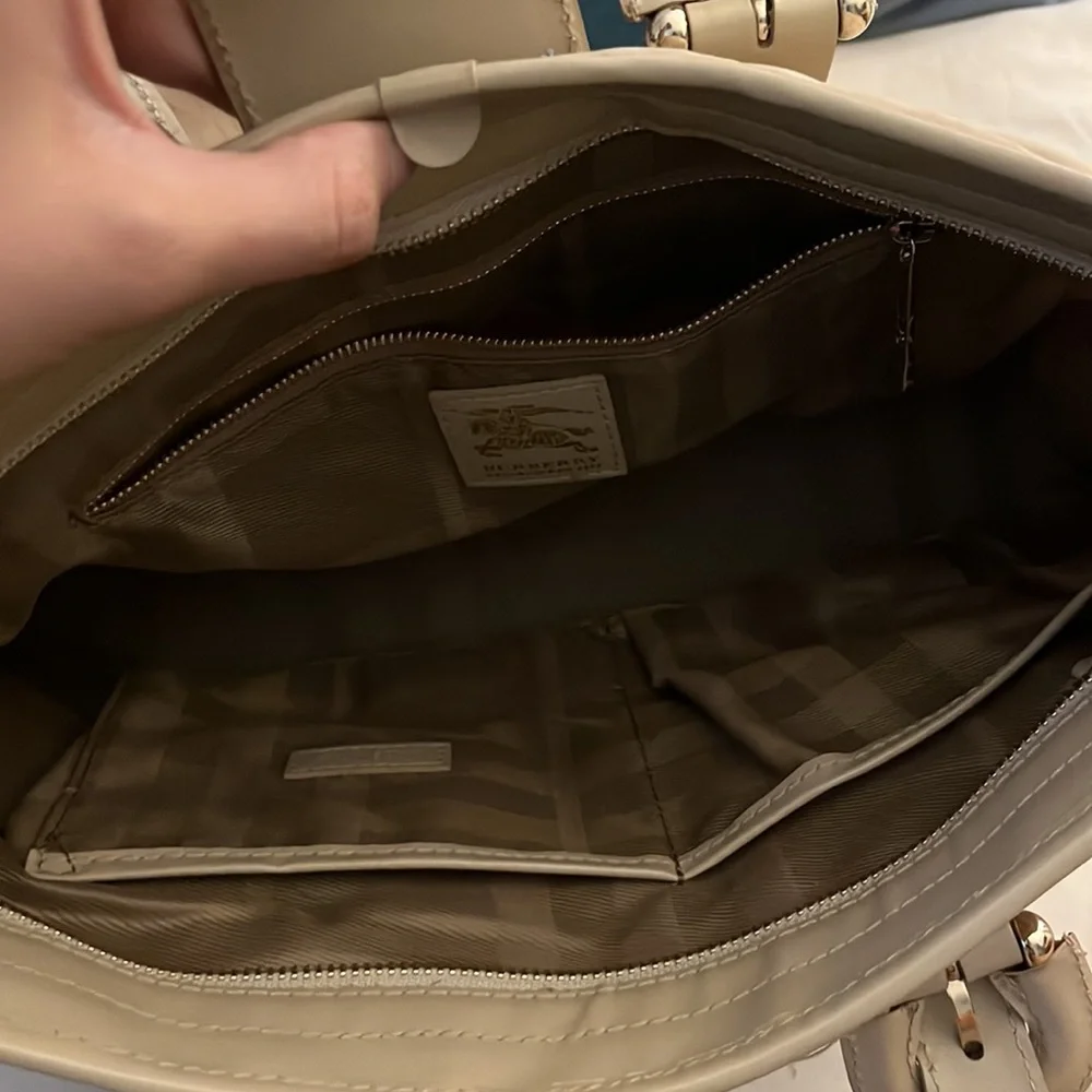 Burberry shoulder purse - Picture 5 of 6